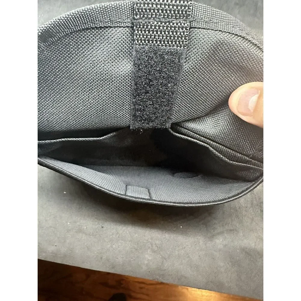 Running Buddy Magnetic XL‎ Buddy Pouch: Magnet Pocket Pouches for Phones, Keys